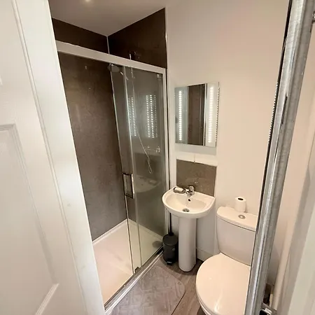 Two Well Presented En-suite Bedrooms For Rent Barrow-in-Furness